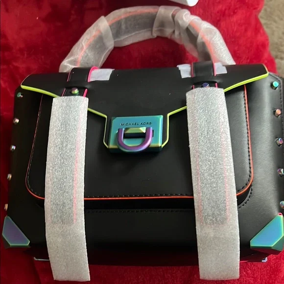 Black, pink and blue Women's Manhattan Bag - Picture 5 of 6